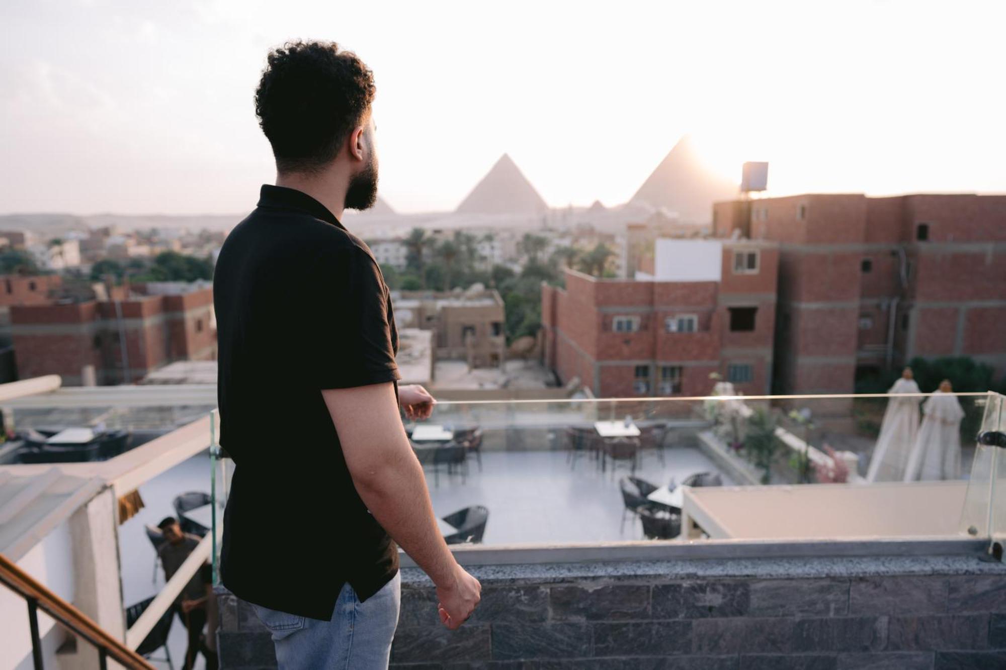 Tuya Pyramids Inn Kafret el-Gabal Dış mekan fotoğraf