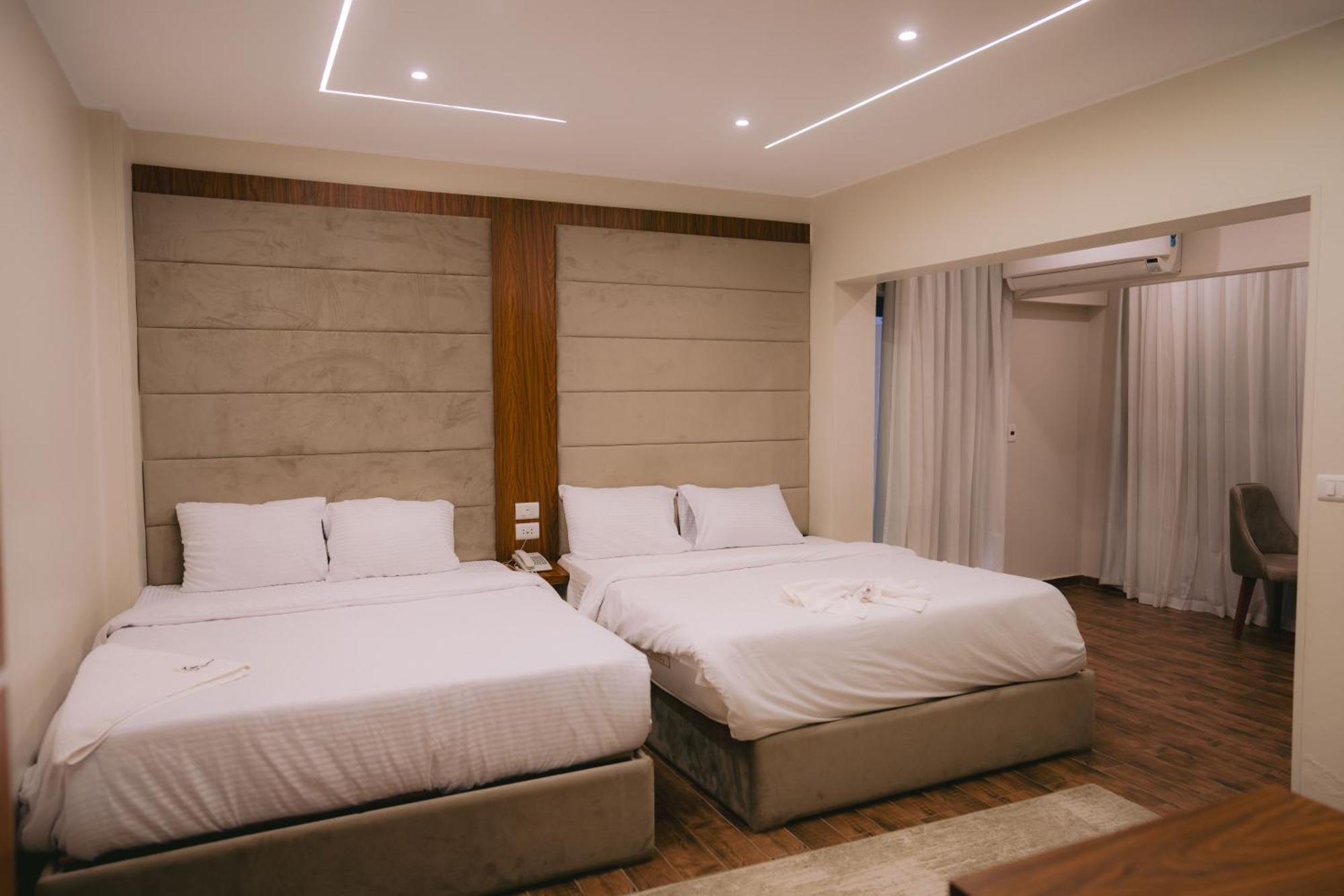 Tuya Pyramids Inn Kafret el-Gabal Dış mekan fotoğraf